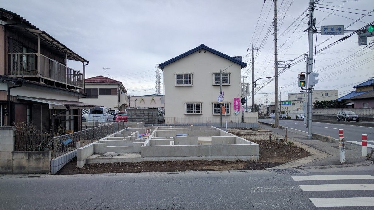 差間南の角地