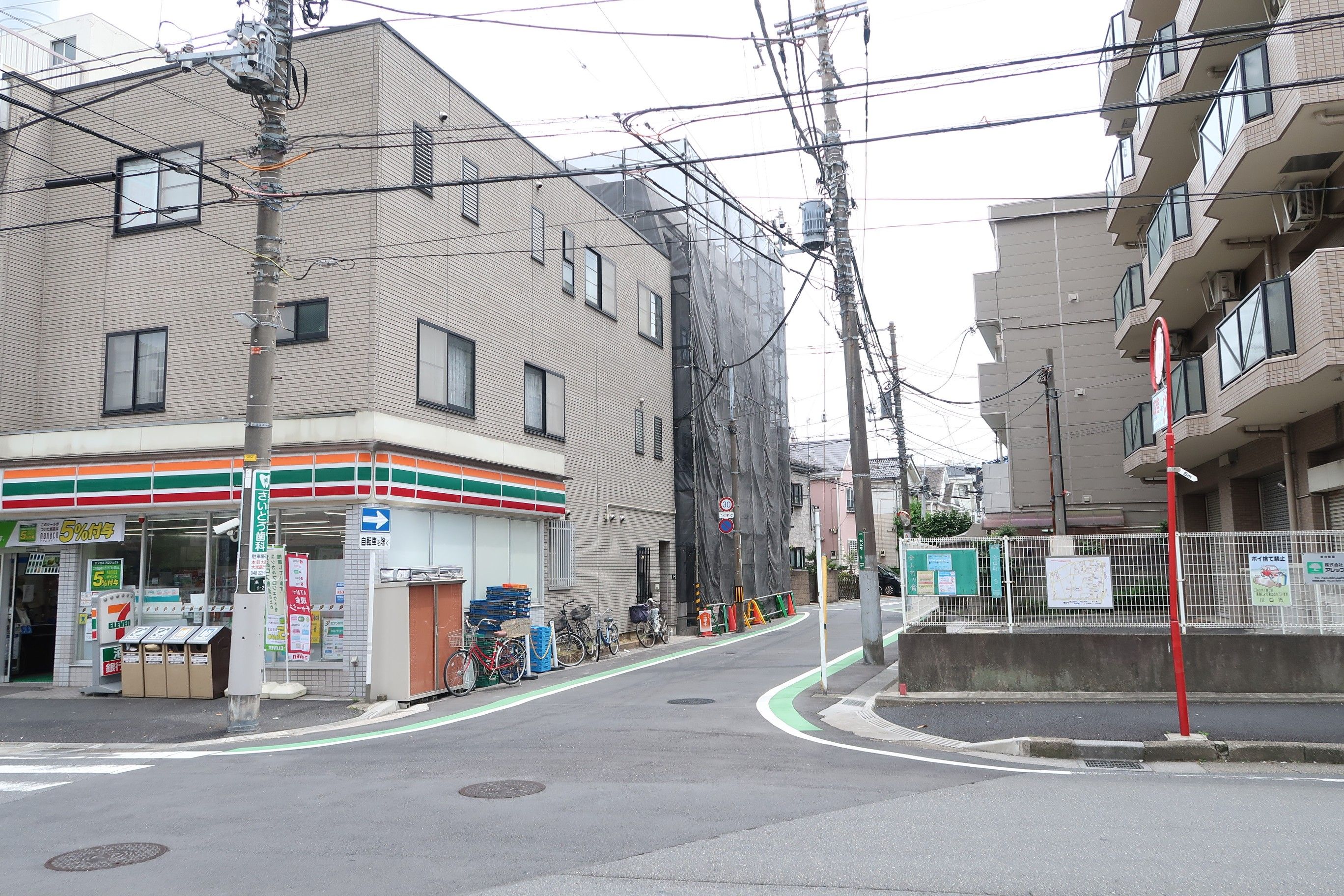 川口市本町1丁目Catio.の周辺道路